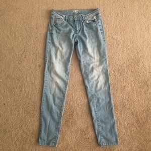 skinny jeans